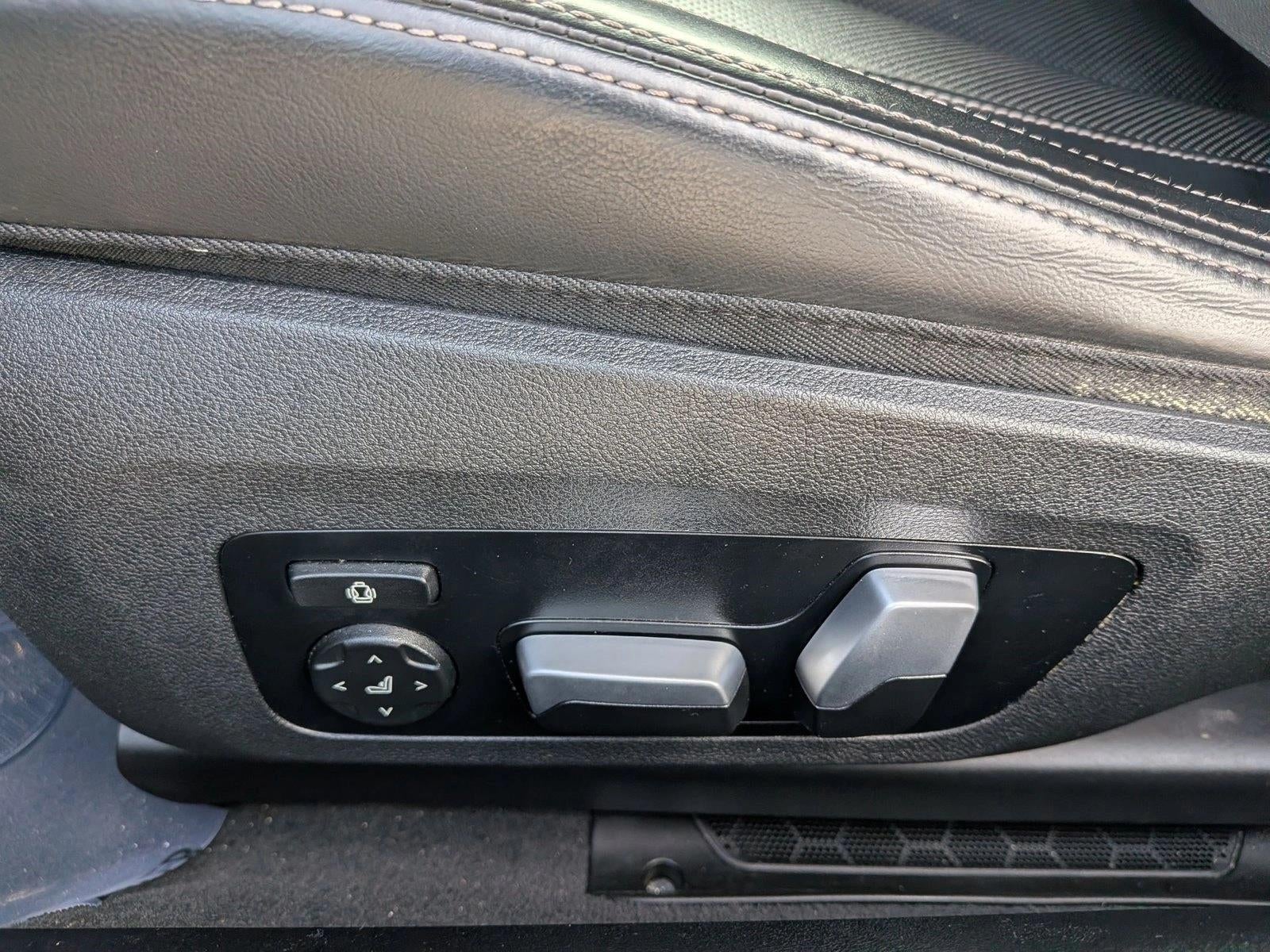 2025 BMW 8 Series 840i