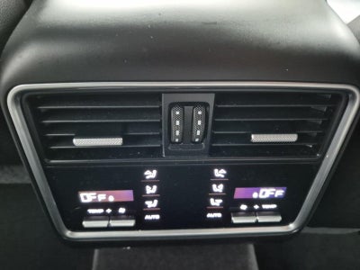 2022 Porsche Cayenne Base