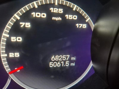 2022 Porsche Cayenne Base