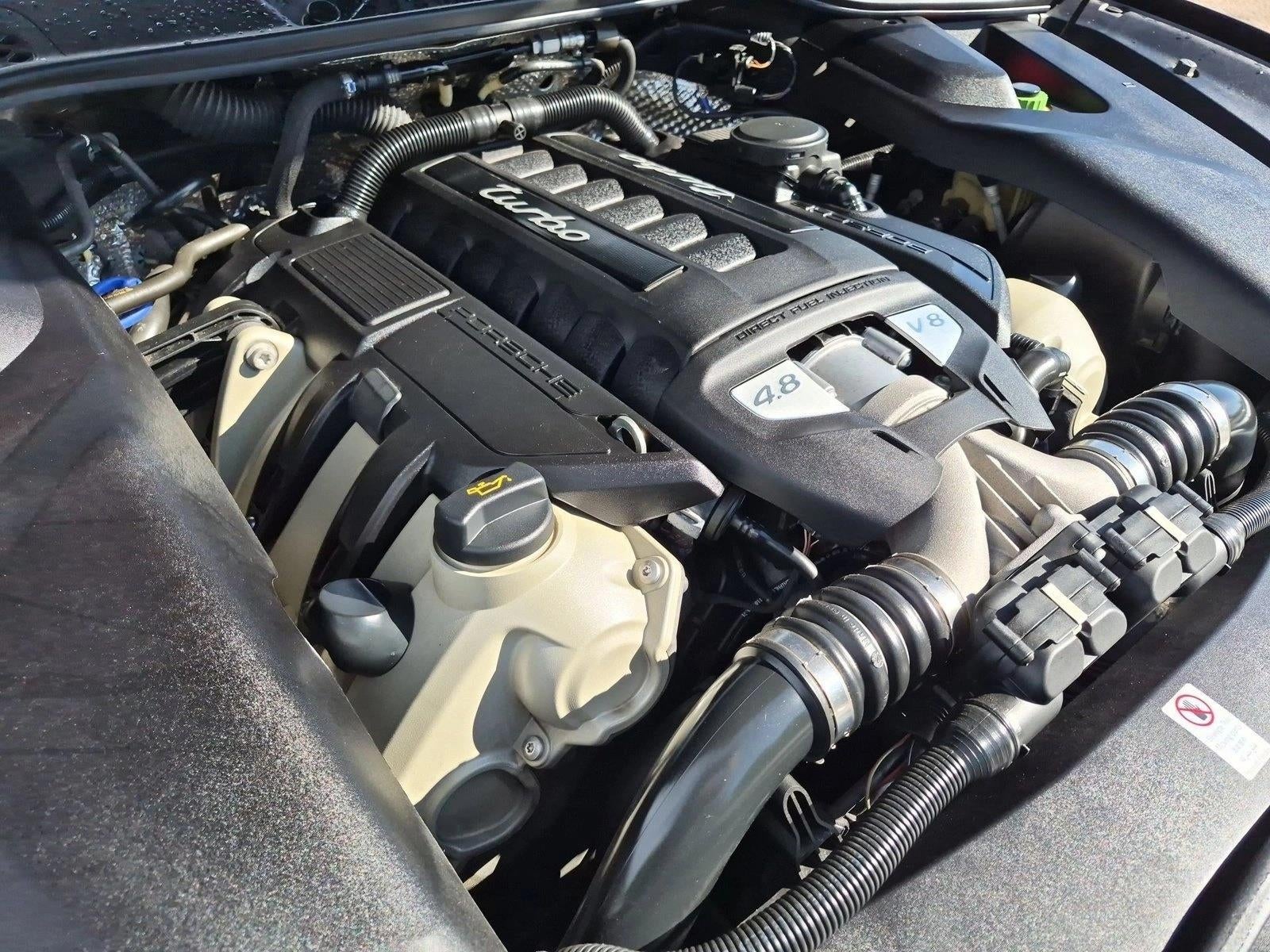 2018 Porsche Cayenne Turbo