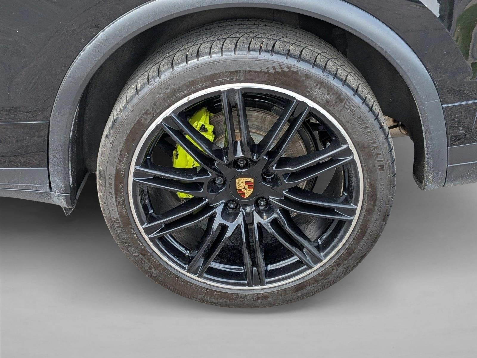 2016 Porsche Cayenne S E-Hybrid