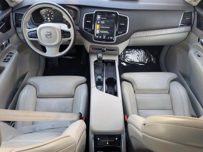 2022 Volvo XC90 Inscription