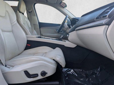 2022 Volvo XC90 Inscription