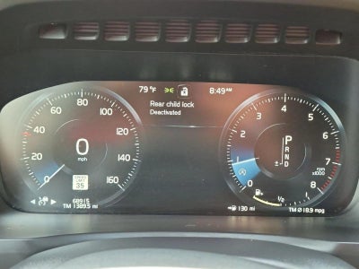 2018 Volvo XC90 T6 Momentum
