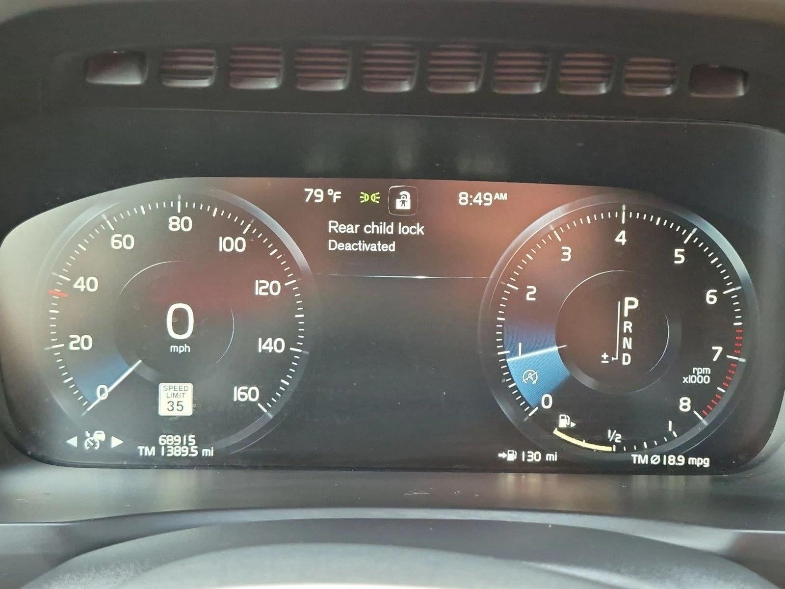 2018 Volvo XC90 T6 Momentum