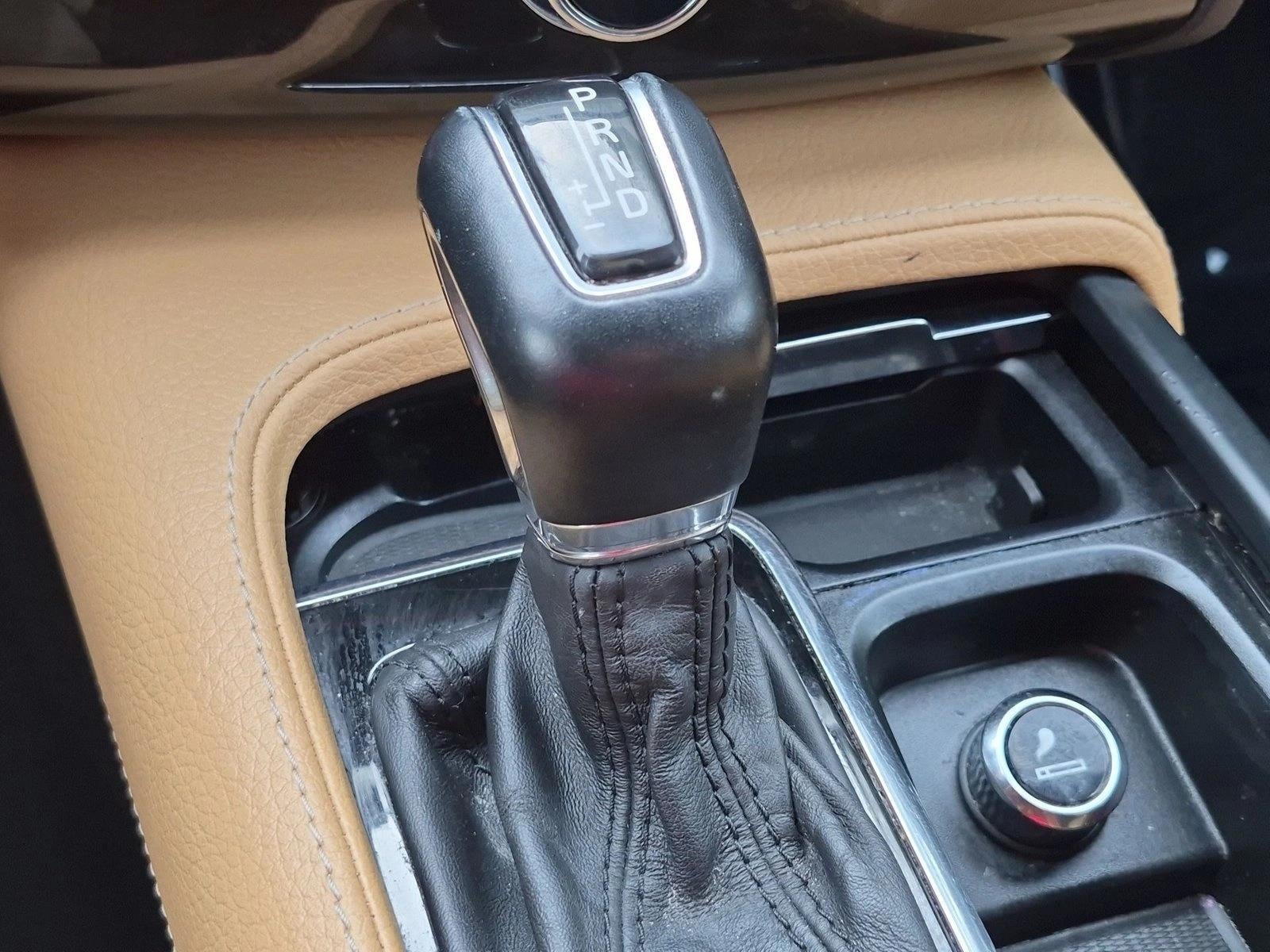 2018 Volvo XC90 T6 Momentum