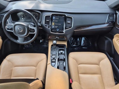 2018 Volvo XC90 T6 Momentum