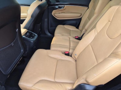 2018 Volvo XC90 T6 Momentum