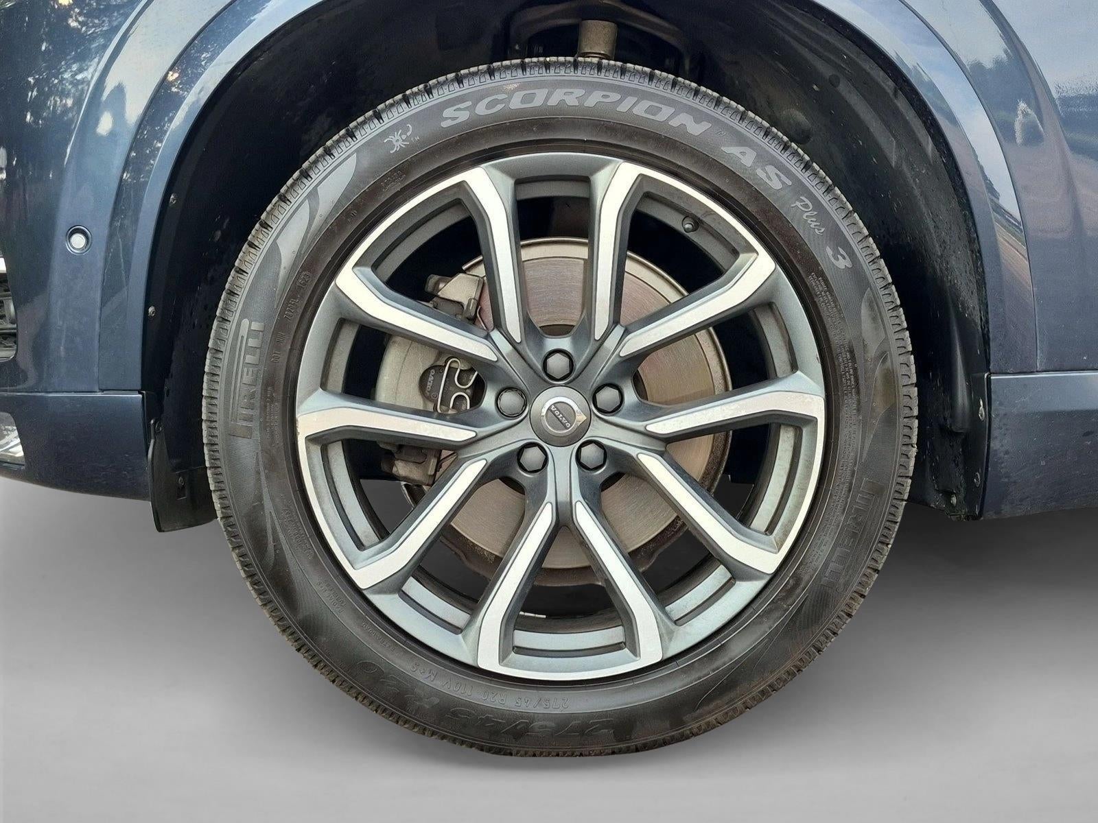 2018 Volvo XC90 T6 Momentum