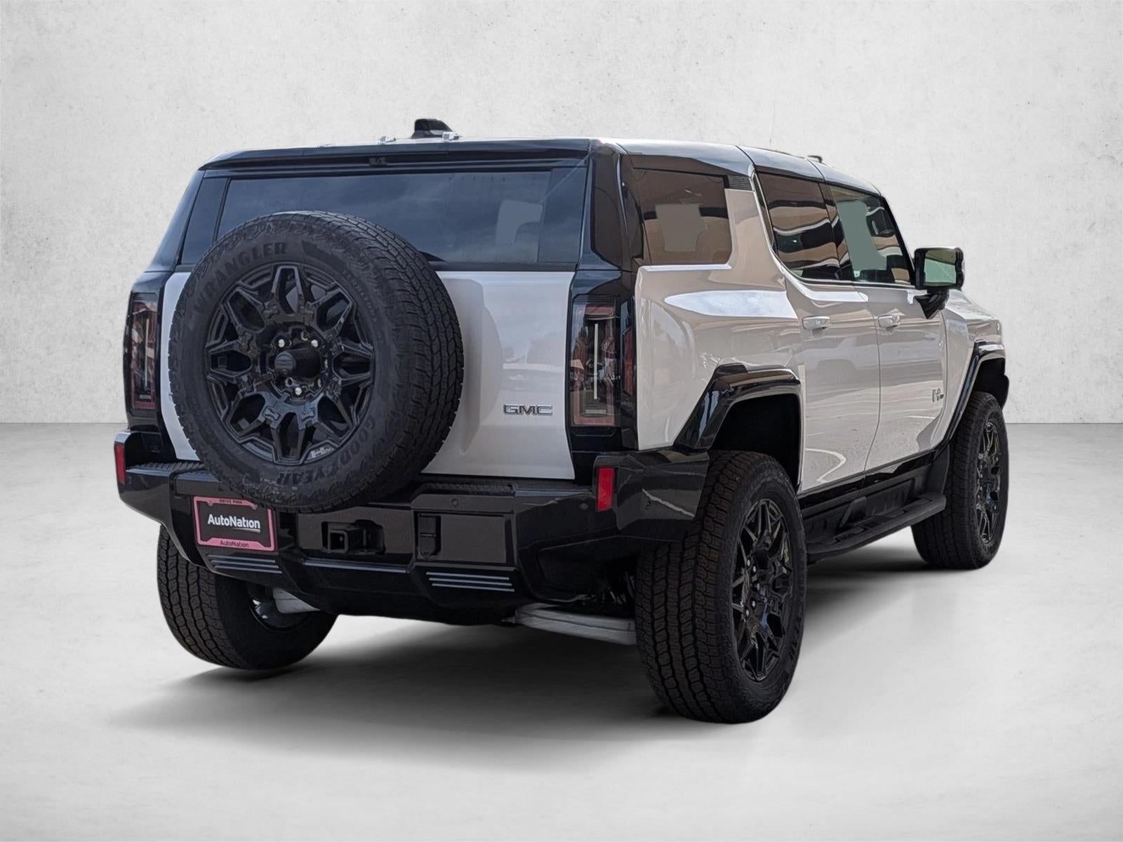 2026 GMC HUMMER EV SUV 2X