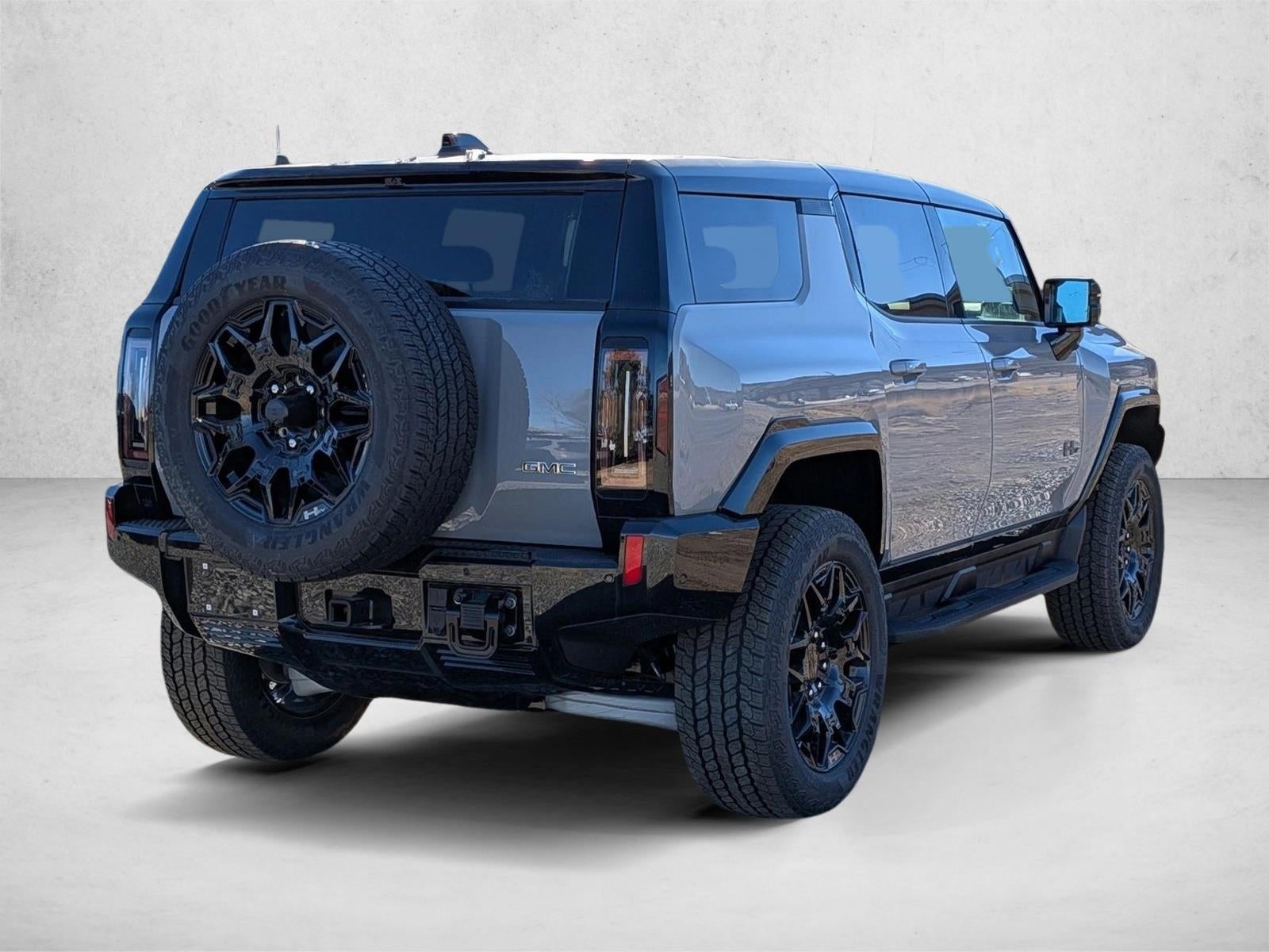 2026 GMC HUMMER EV SUV 2X